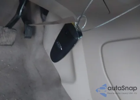 2014 Ford Escape Titanium из США, поврежденный, VIN 1FMCU0J9XEUC51618